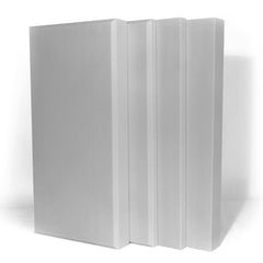 Foto von Basotect Schallabsorbern in grau. Materialstärke 5 und 10cm sind je mit und ohne Fase dargestellt.